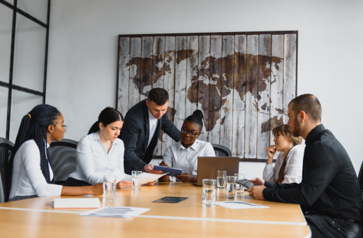 Entrepreneurs assessing the benefits of offshoring