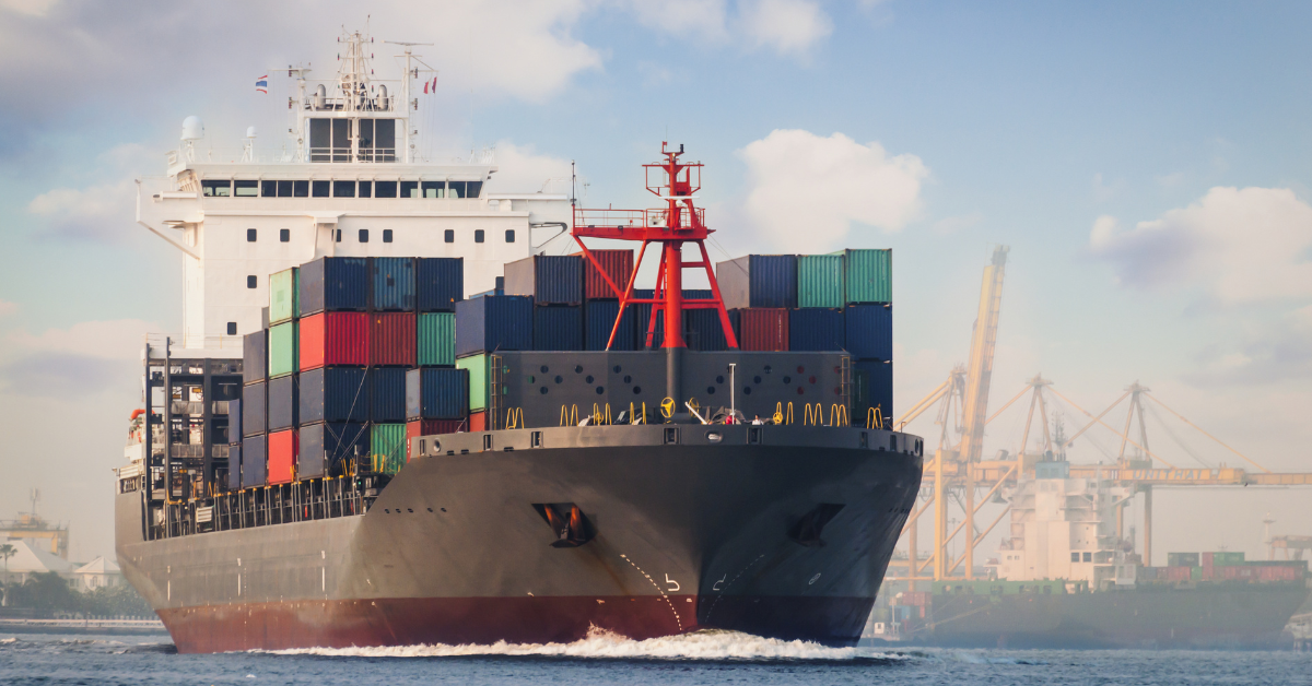 Buque portacontenedor abanderado en Panamá que cuenta con los beneficios fiscales