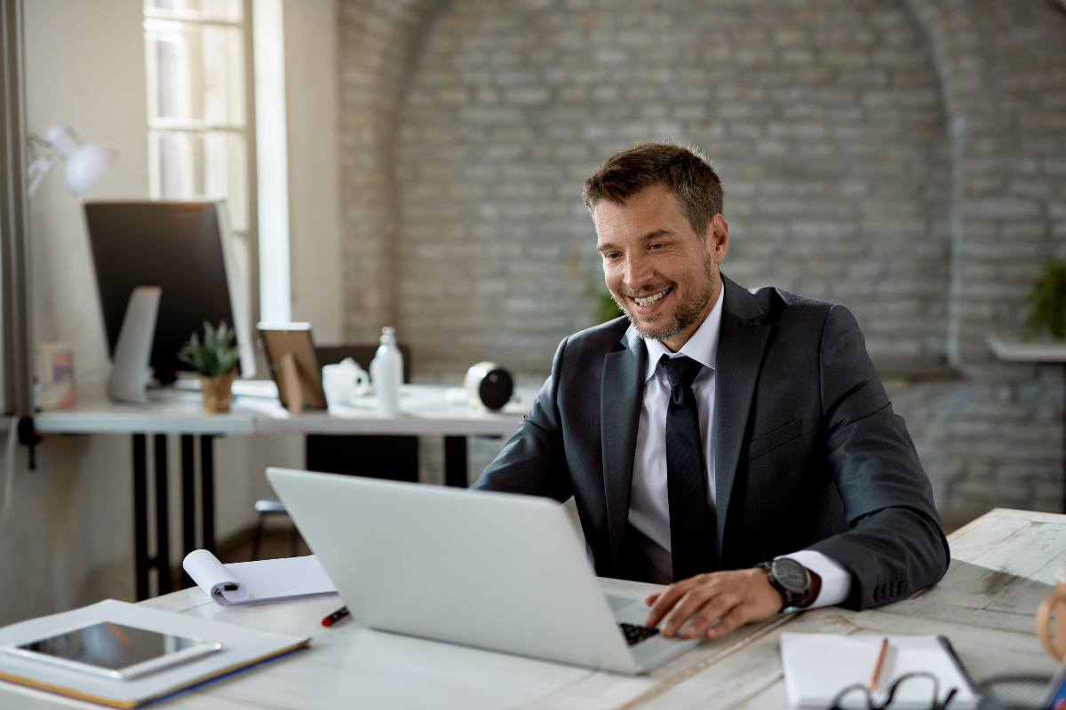 Entrepreneur establishing a BVI company